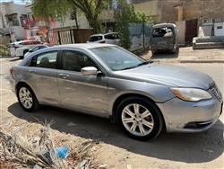 کرایسلەر 200